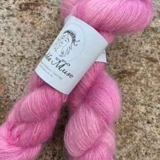 Silk Mohair – Blushing Dolly Silk Mohair - Blushing Dolly
